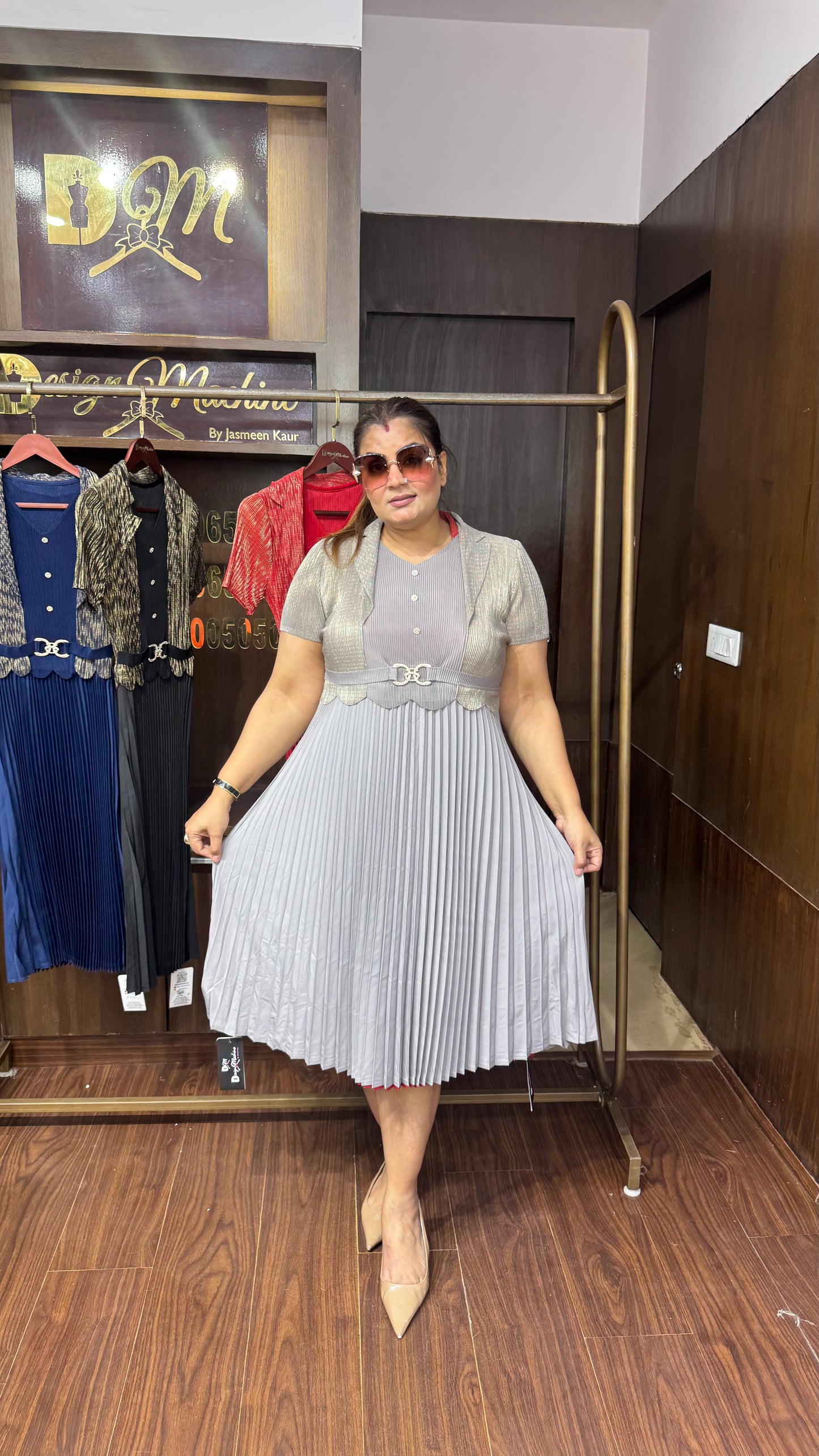 Sakahi (Magic Dress)