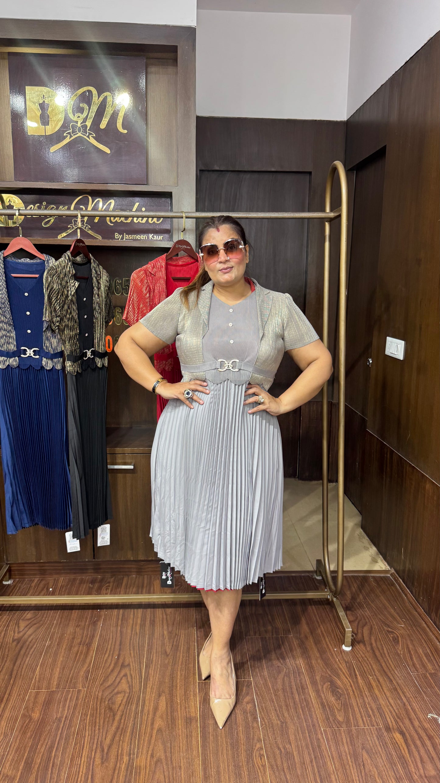 Sakahi (Magic Dress)