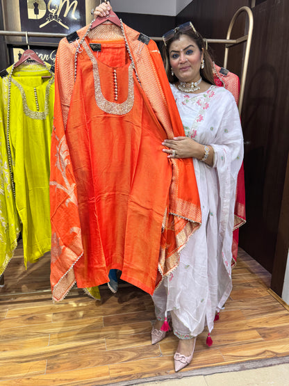 Modish Drape