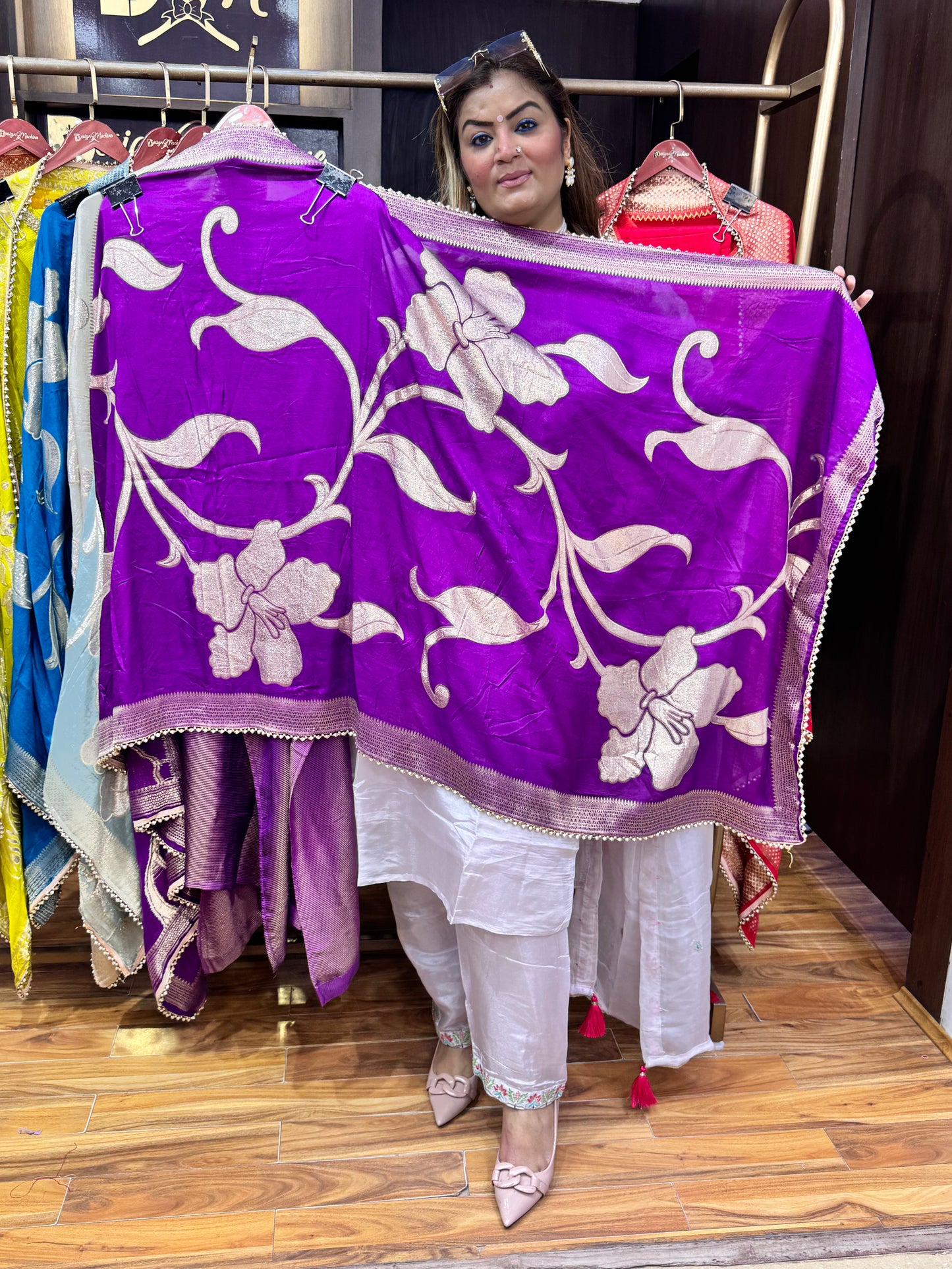 Modish Drape