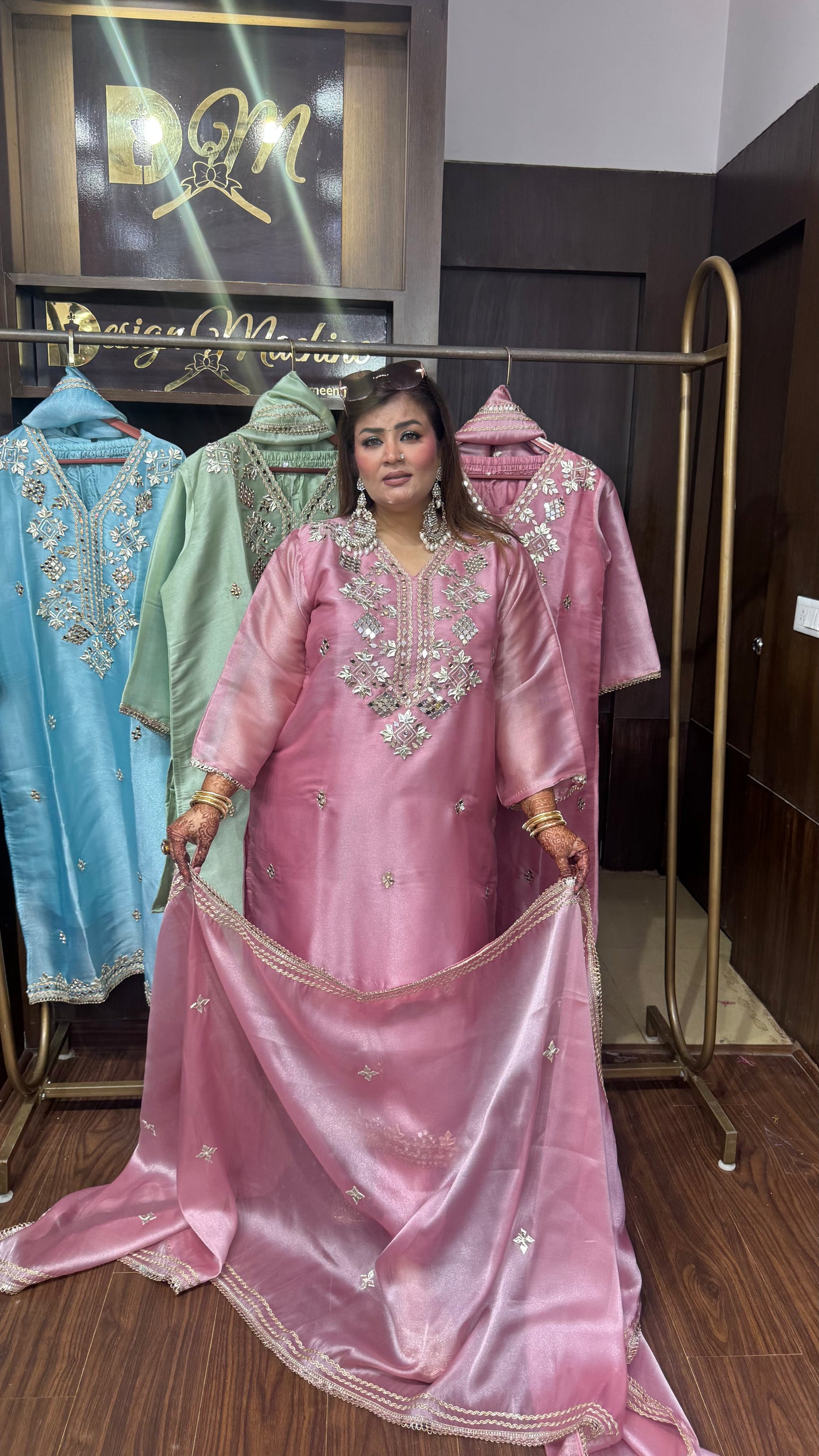 Inzara Glass Tissue Phiran Suit