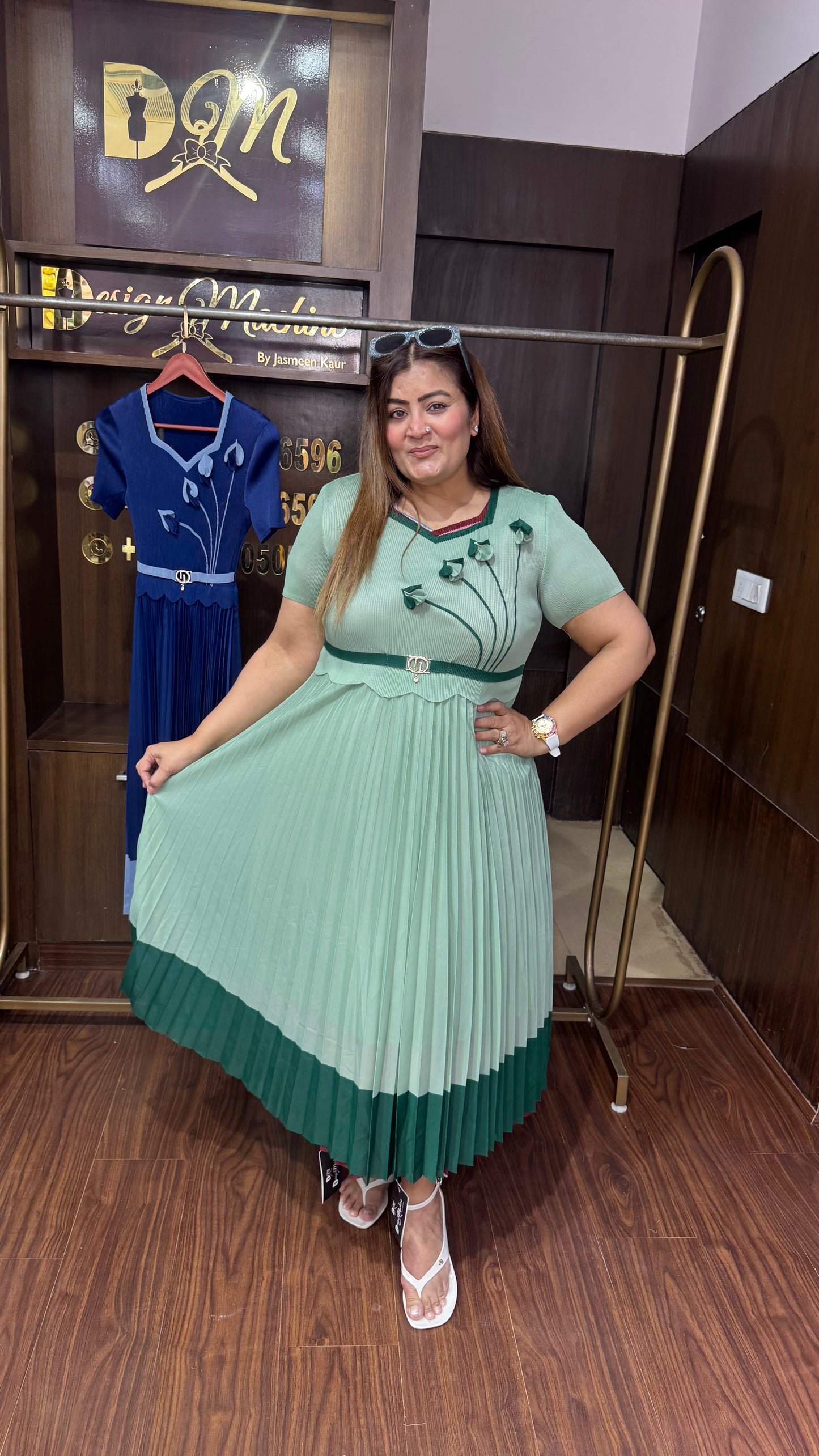 Aarna (Magic Dress)
