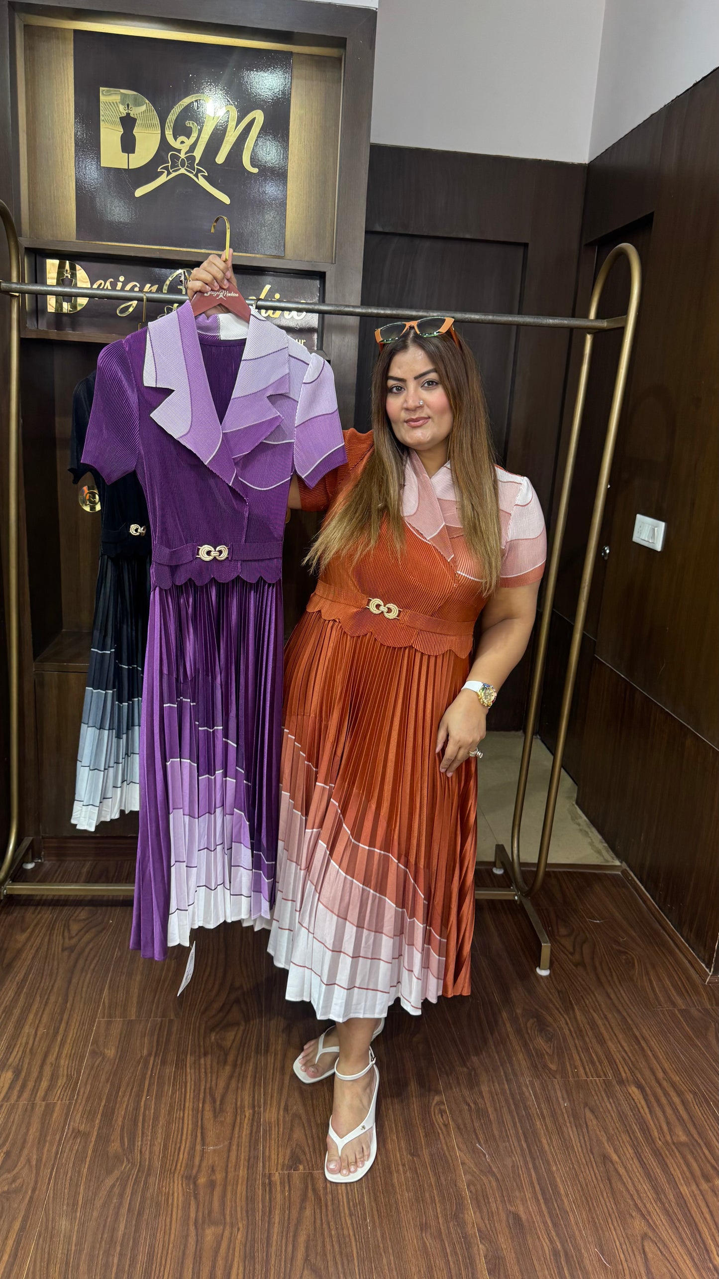 Eshna (Magic Dress)