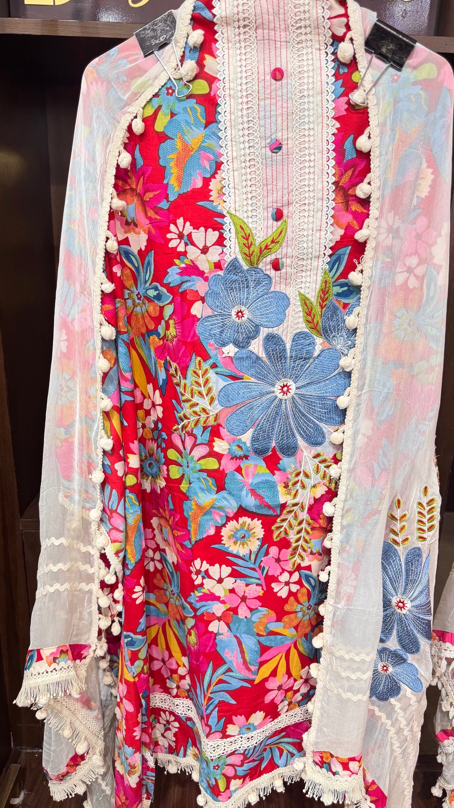 Vireya (Cotton Pompom Unstitch Suit)