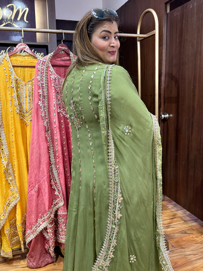 Aabroo Crepe Anarkali