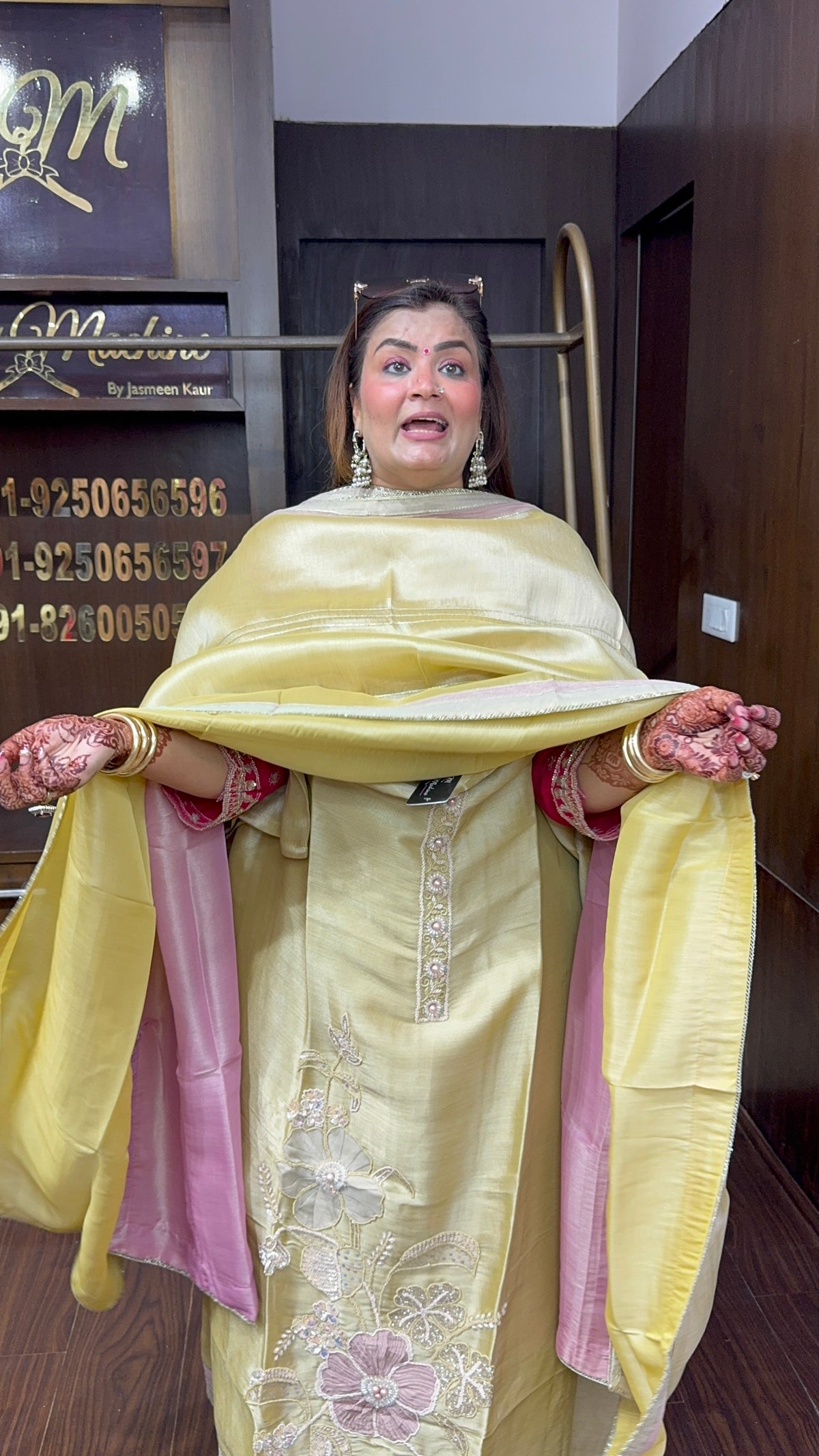 Zarevya Ziraff Tissue Unstitched Suit