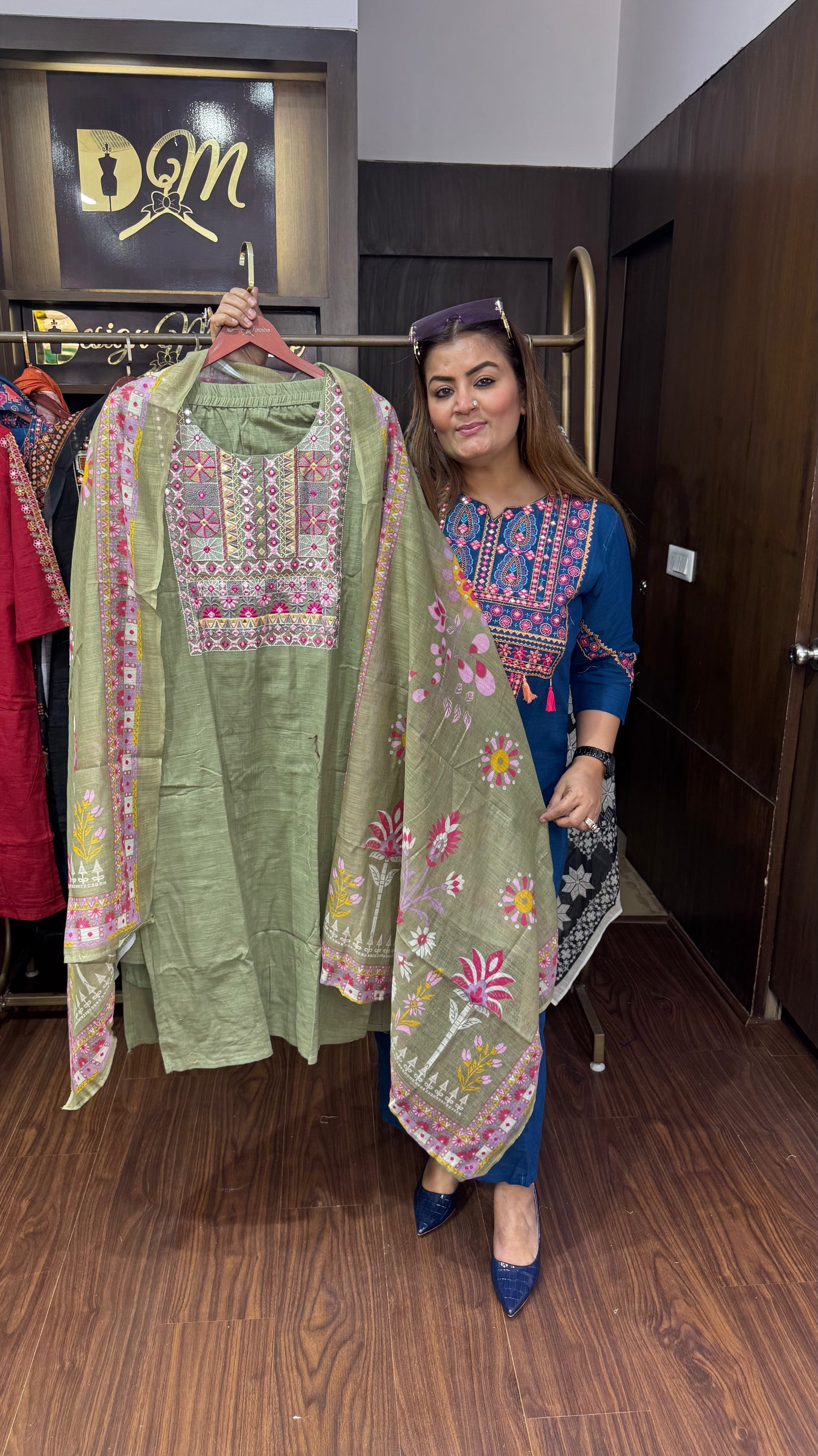 Naisha (Cotton Suit)