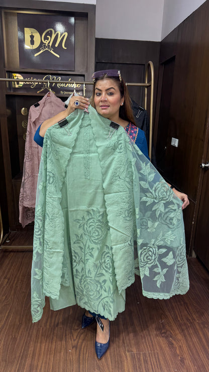 Zunaira (Malmal Cotton Unstitch Suit)