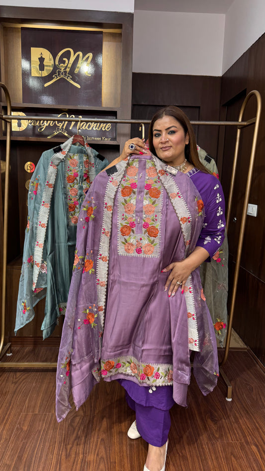 Noorie (Glass Tissue Unstitch Suit)