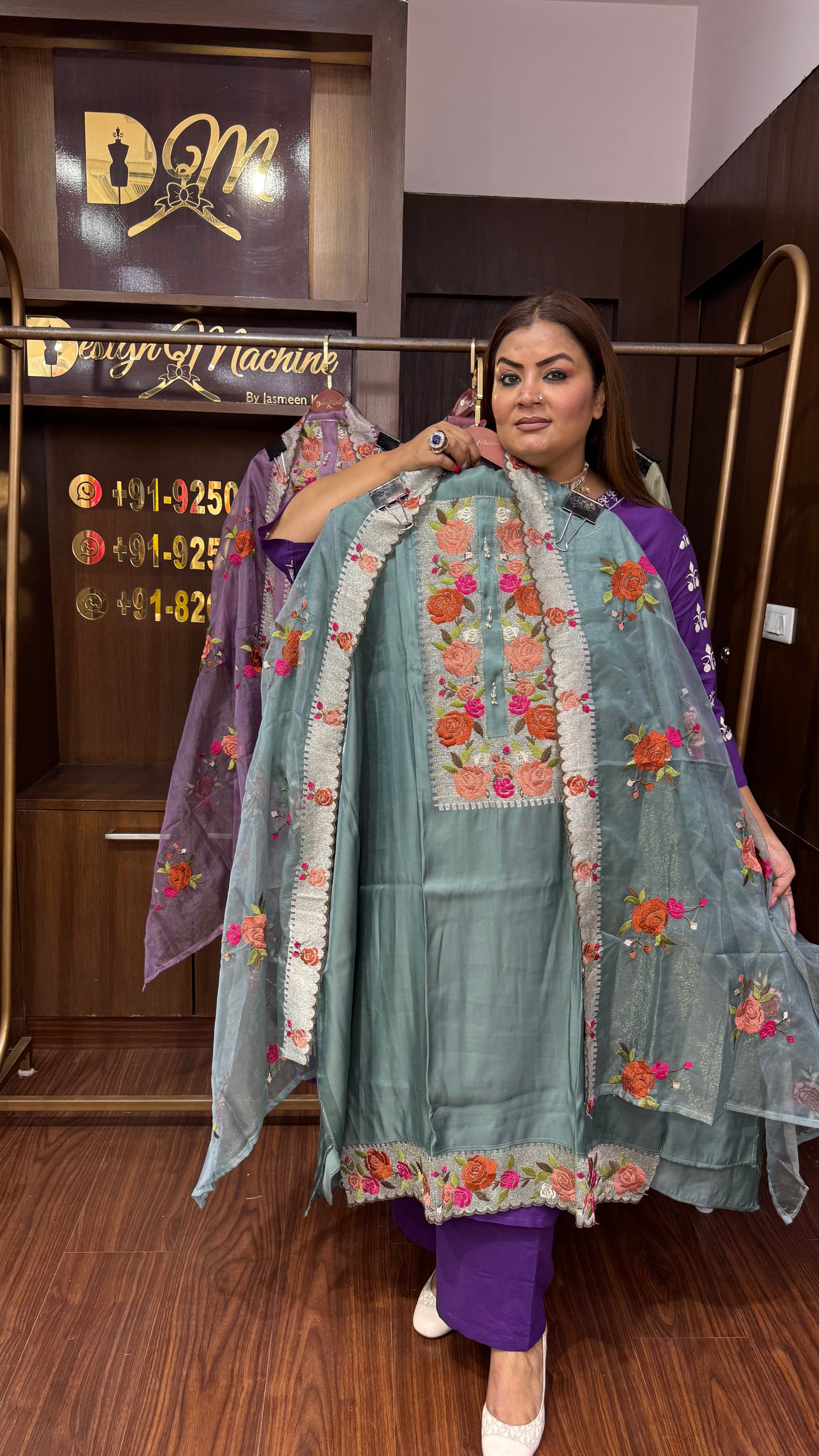 Noorie (Glass Tissue Unstitch Suit)