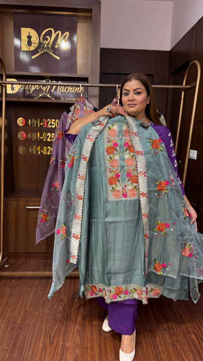 Noorie (Glass Tissue Unstitch Suit)