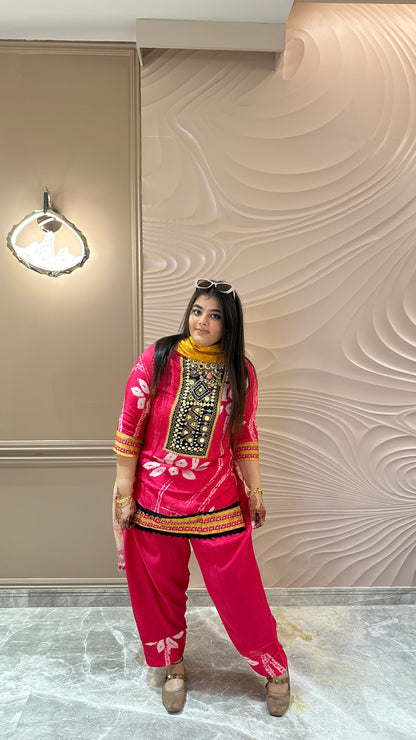 Avenelle Pure Crepe Suit