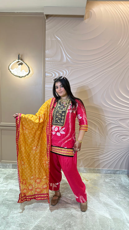 Avenelle Pure Crepe Suit