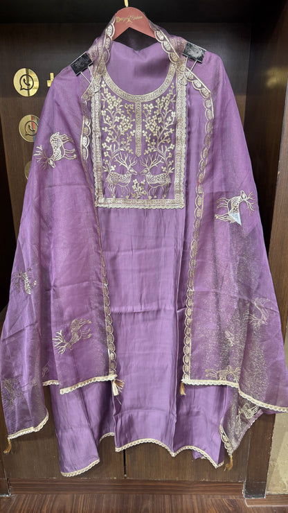 Roohani (Satin Silk Unstitch Suit)