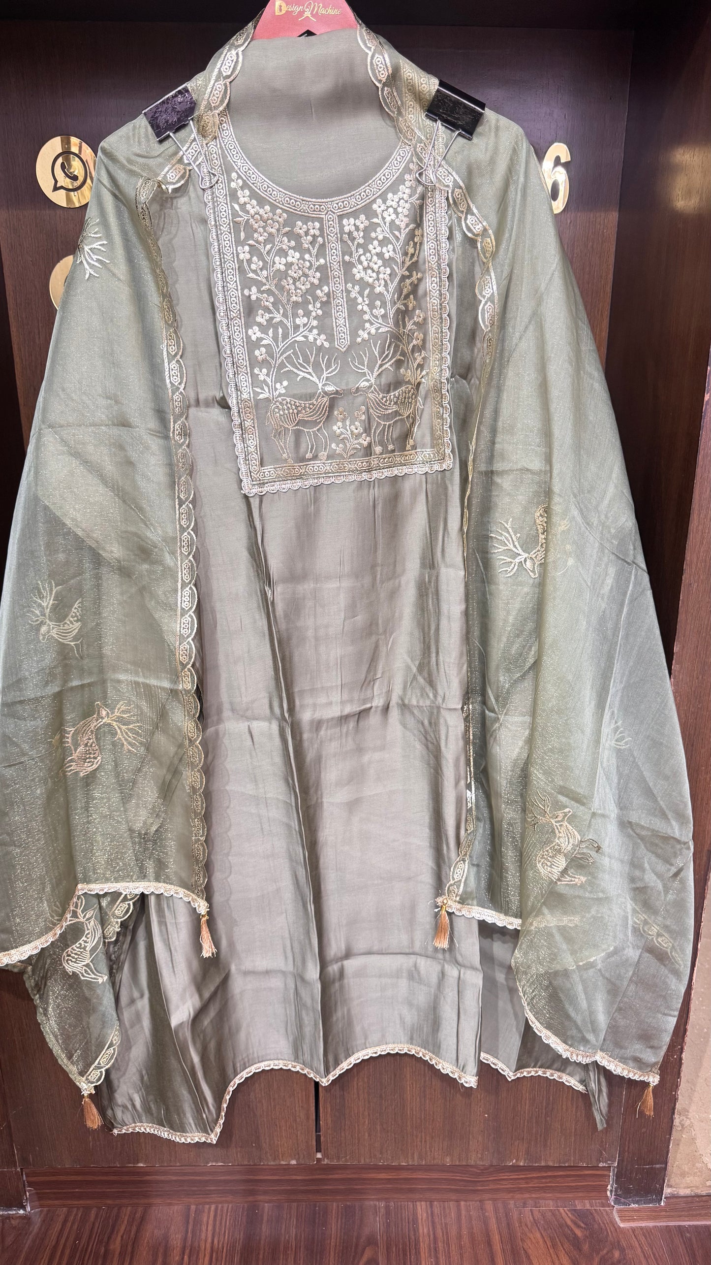Roohani (Satin Silk Unstitch Suit)