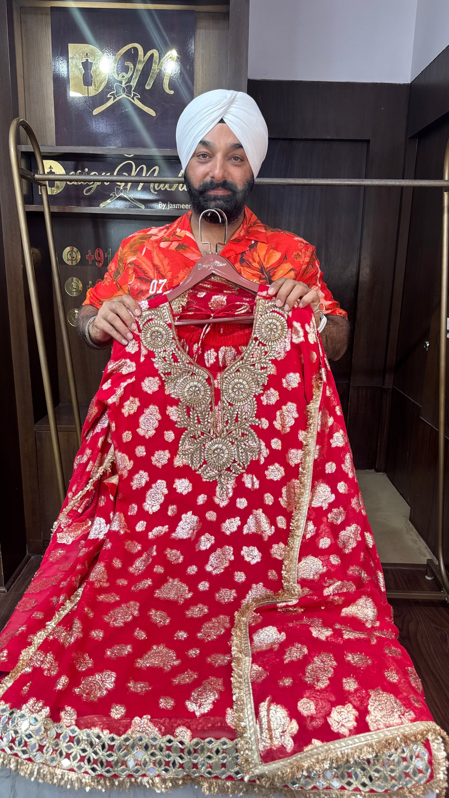 Vayra Banarasi Georgette Suit