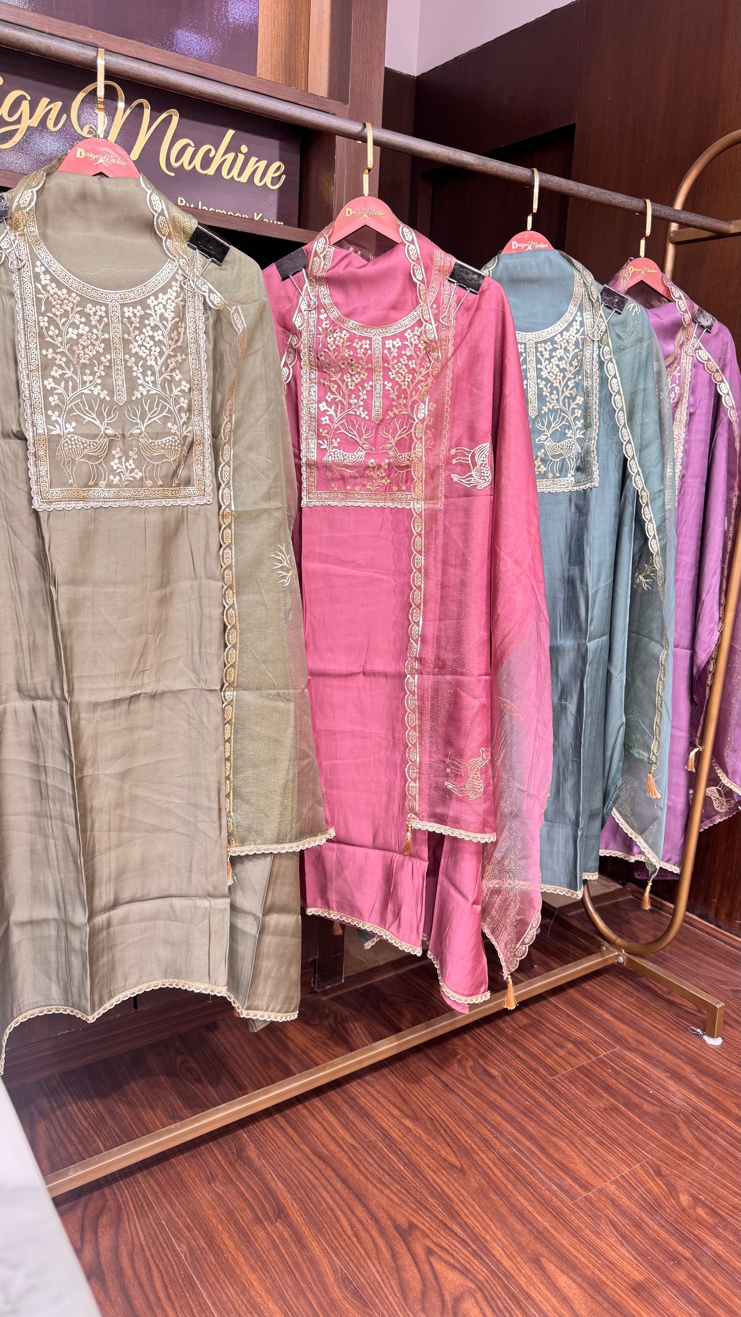 Roohani (Satin Silk Unstitch Suit)