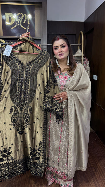 Zareesha Pakistani Suit