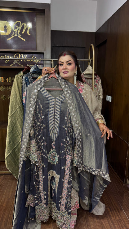 Zareesha Pakistani Suit