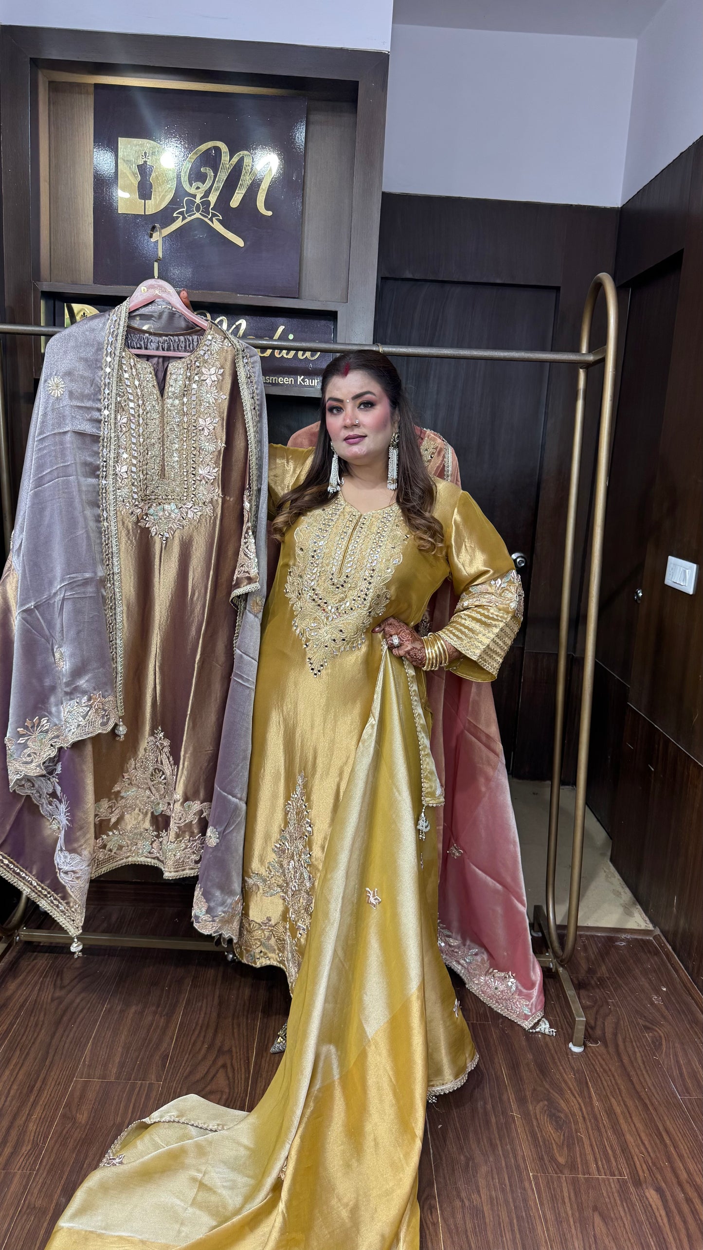 Alviera Glass Tissue Suit