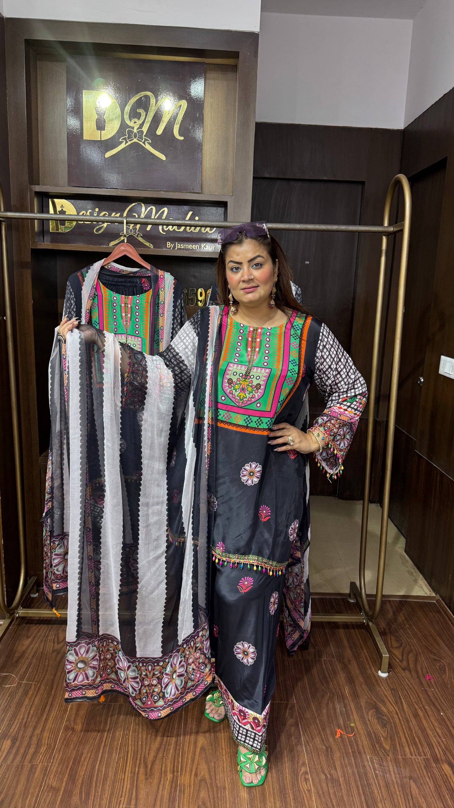 Asmi (Pure Crepe Suit)