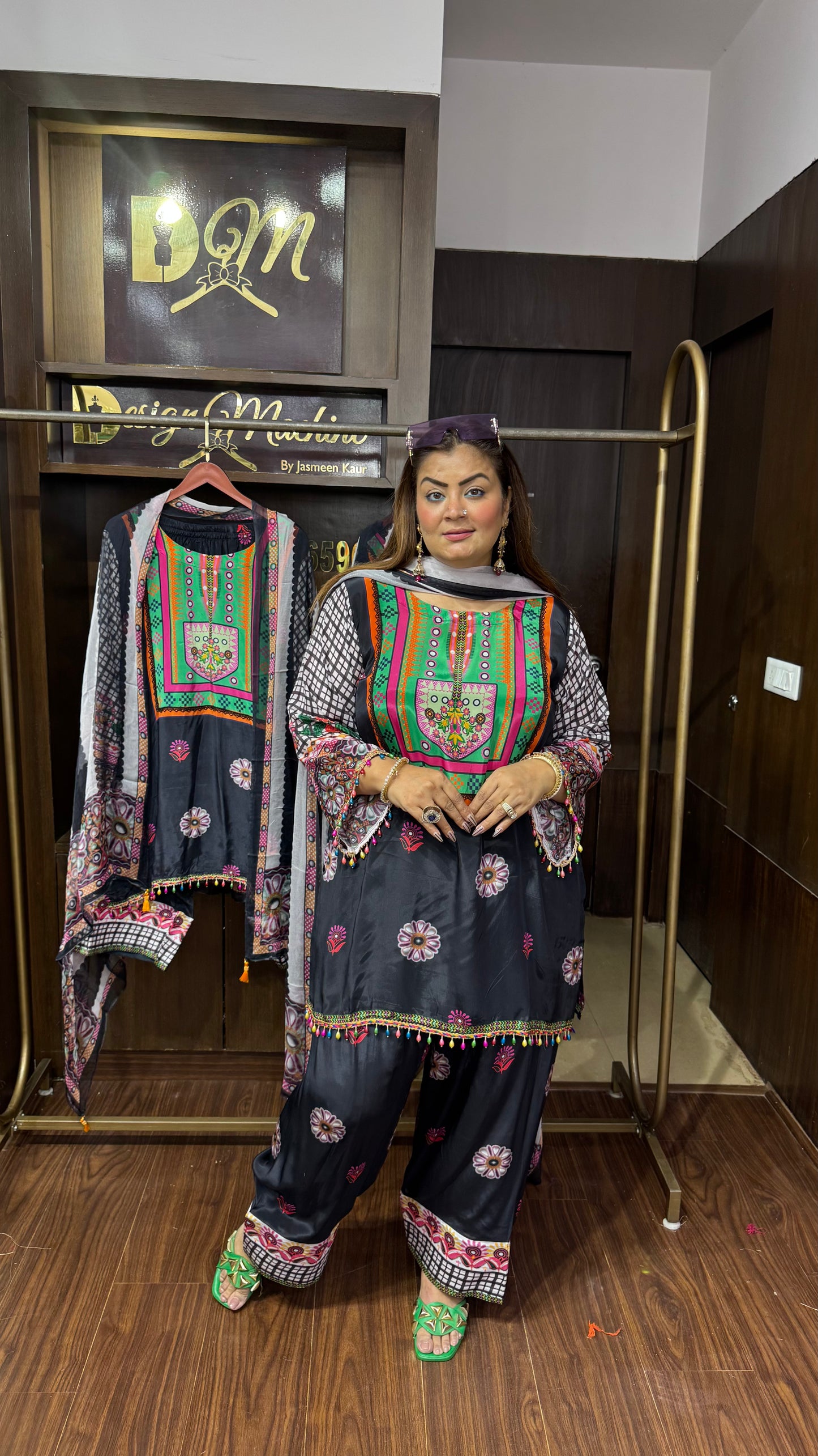 Asmi (Pure Crepe Suit)