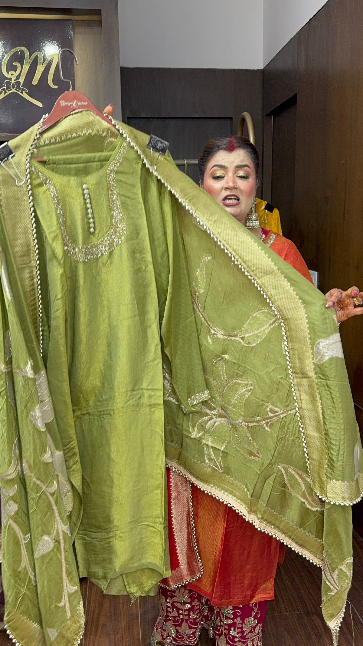 Zarelle Pure Glass Tissue Unstitched Suit