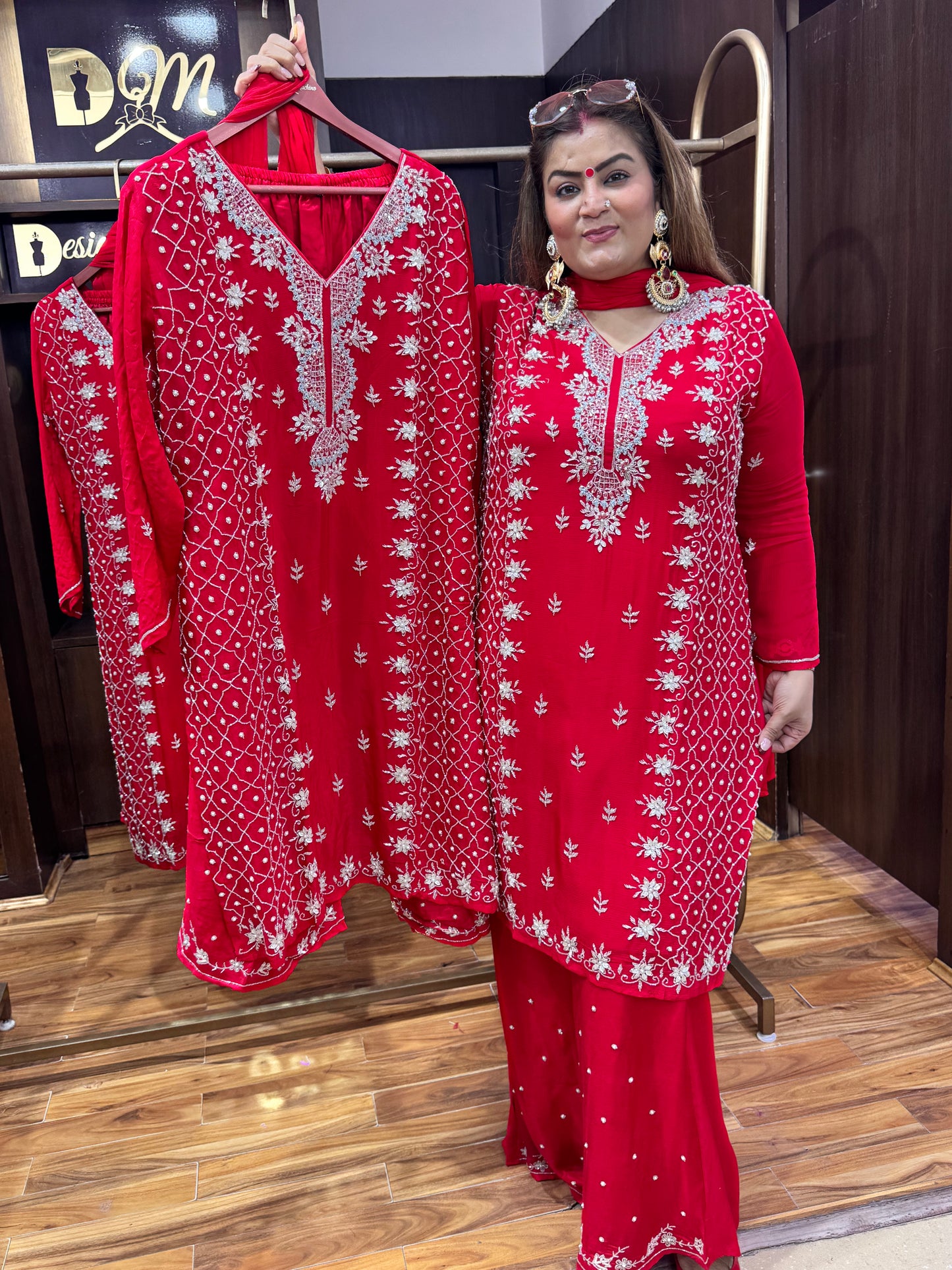 Pariza Suits