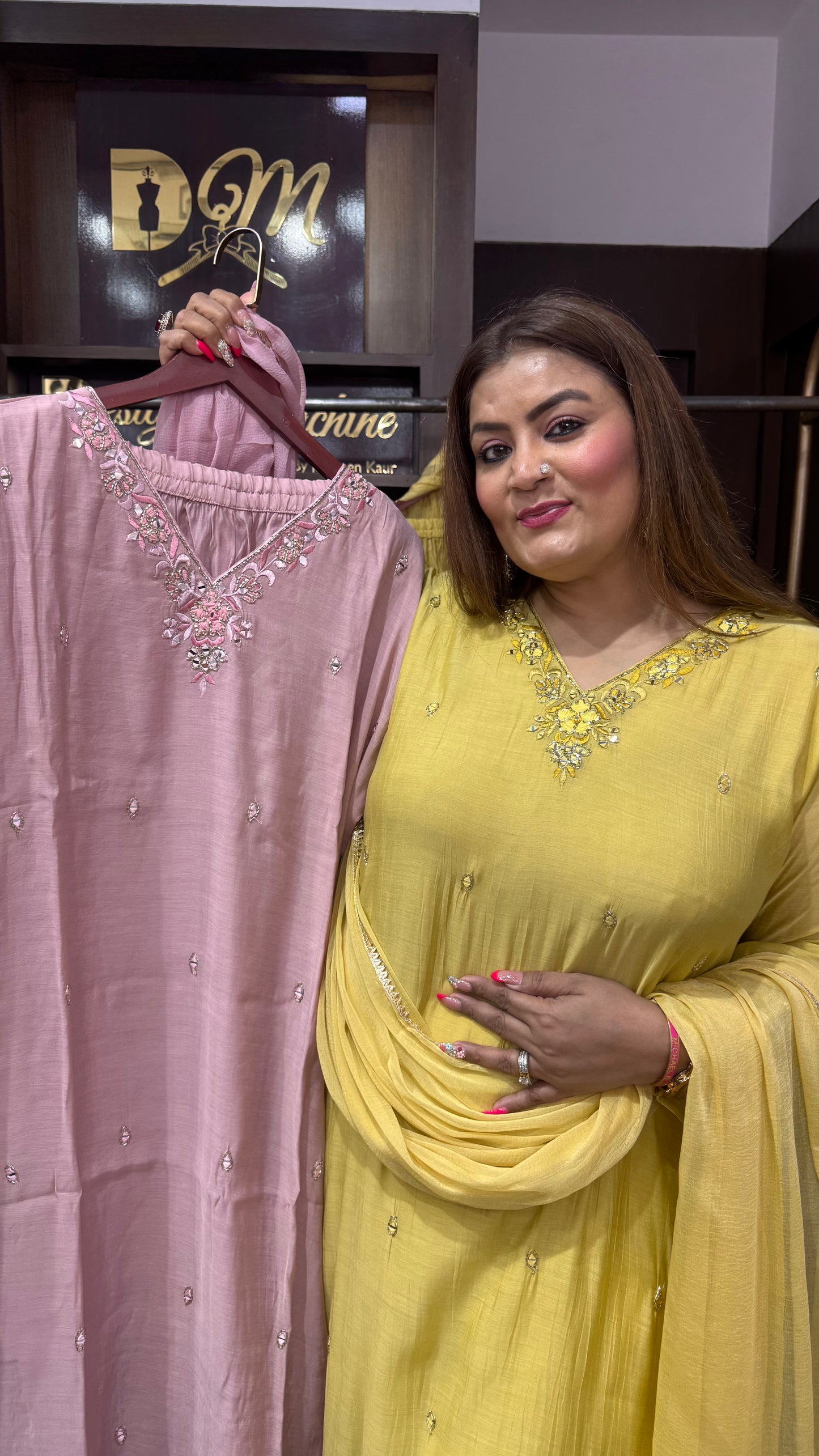 Anayka (Cotton Suit)