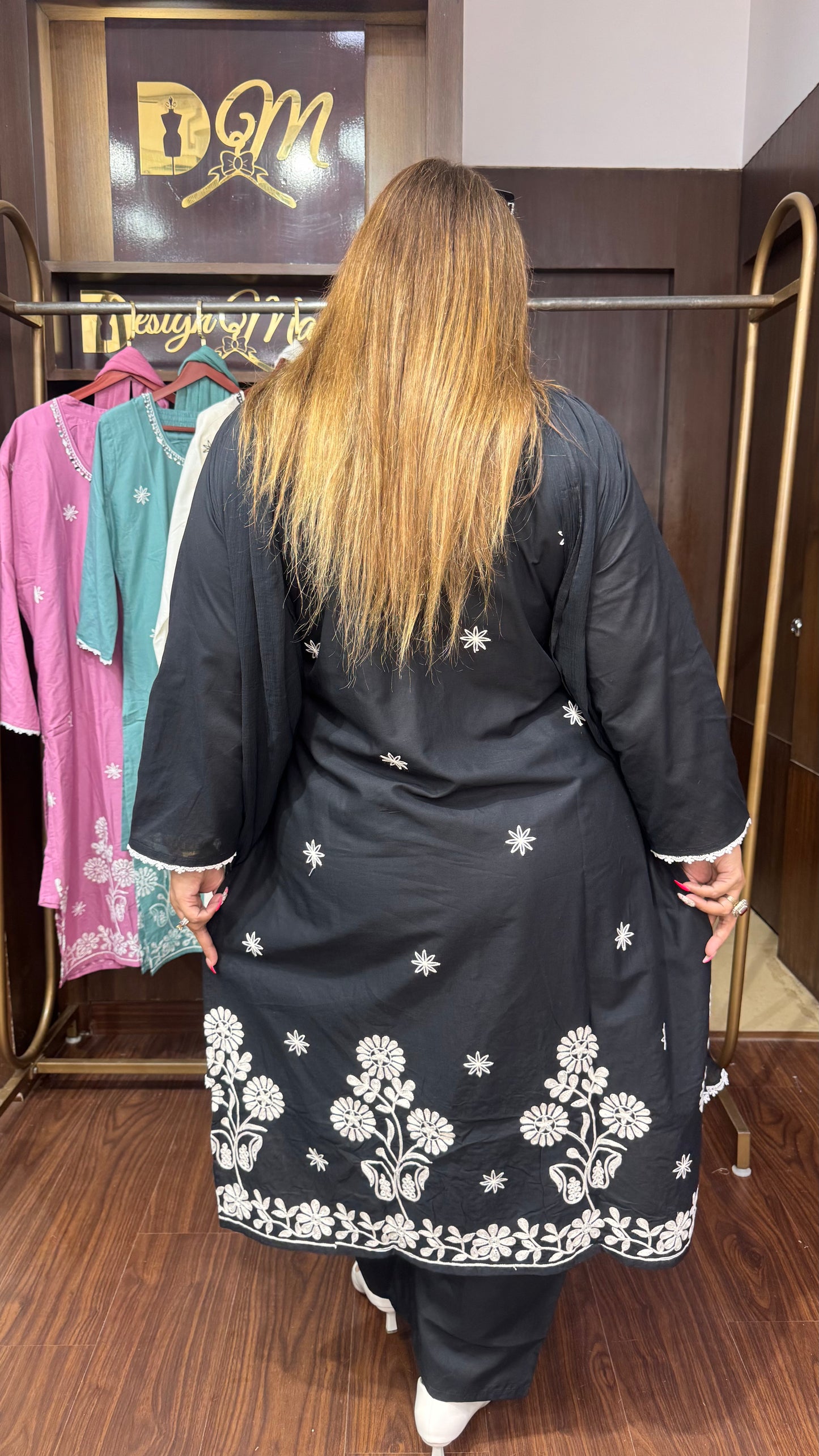 Gulrida (Cotton Suit)