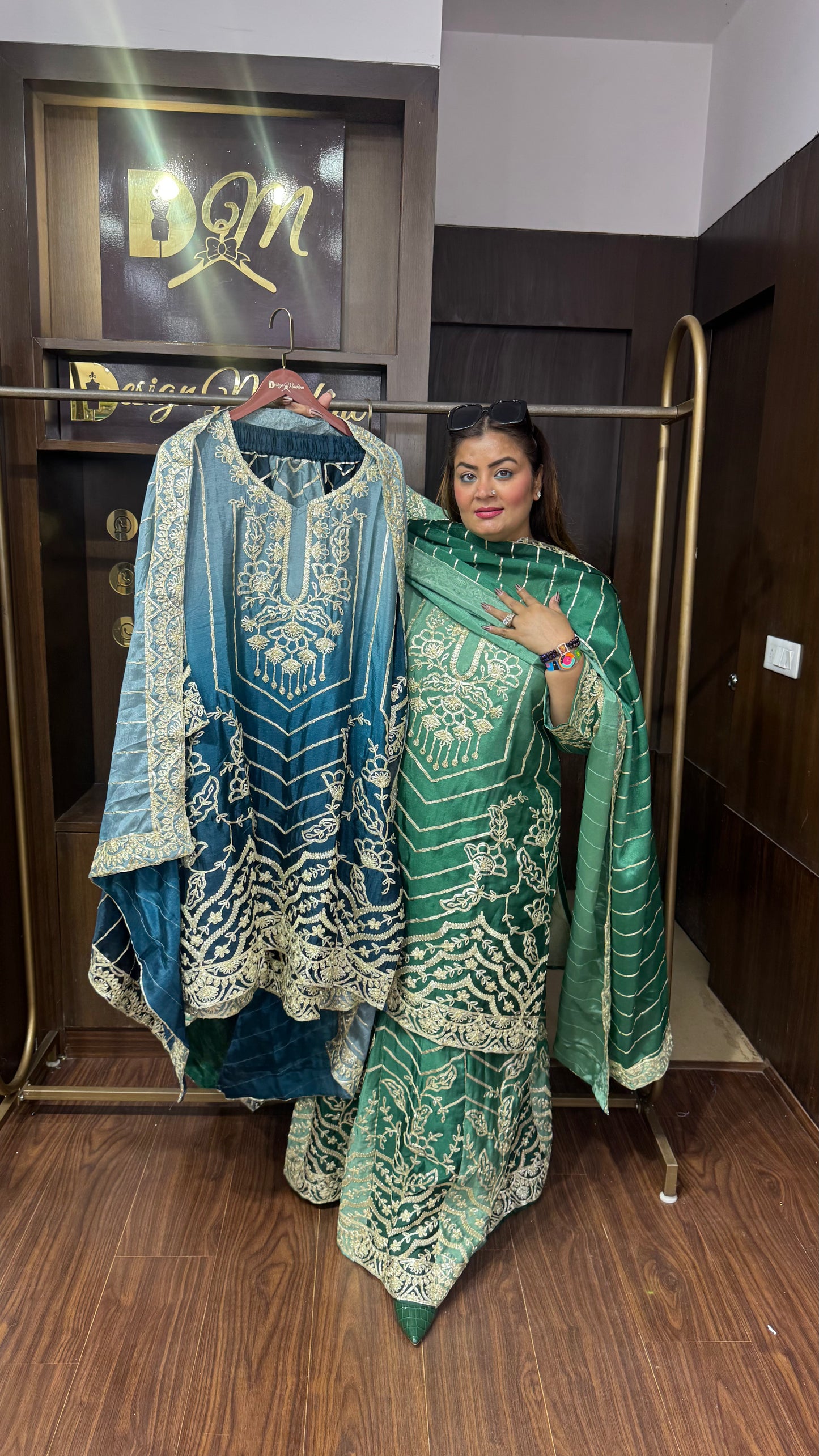 Averelle Pure Chunon Crepe Suit