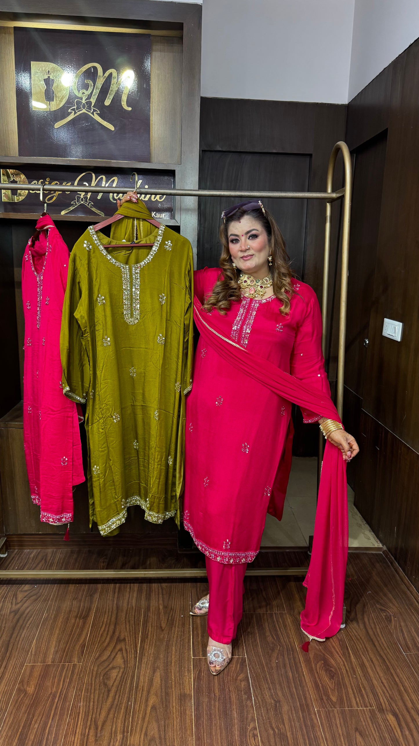 Shrina (Pure Chinnon Crepe Suit)