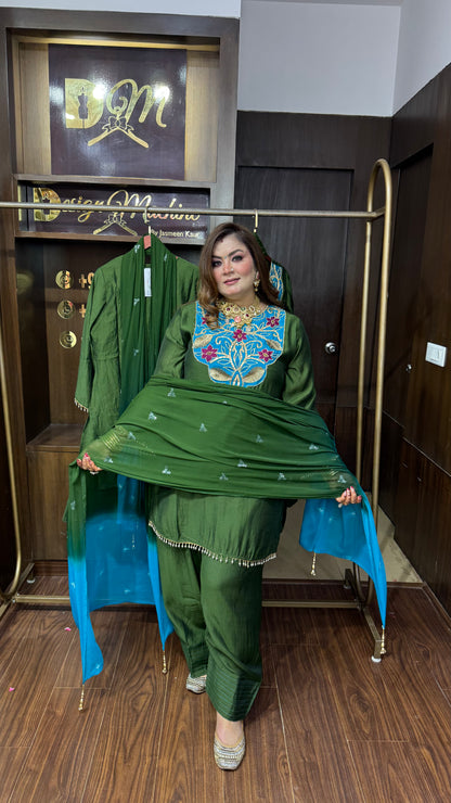 Harmin (Pure Chinnon Crepe Suit)