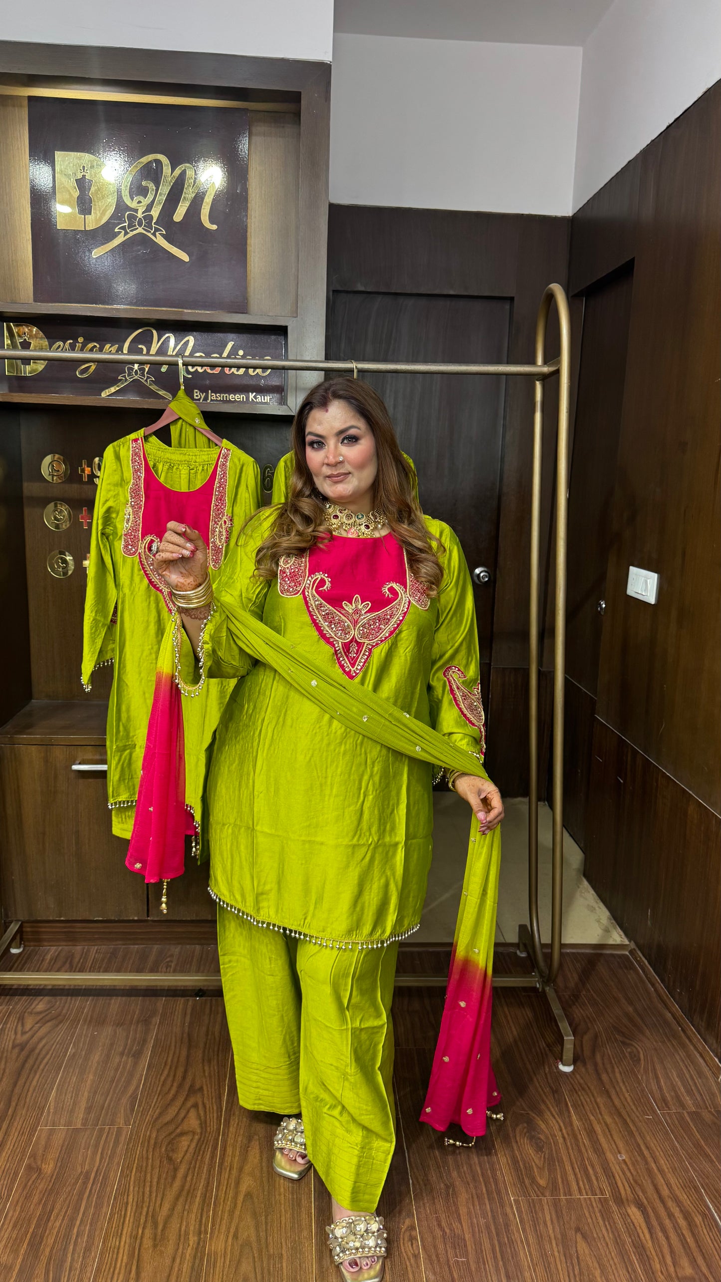 Anandi (Pure Silk Suit)