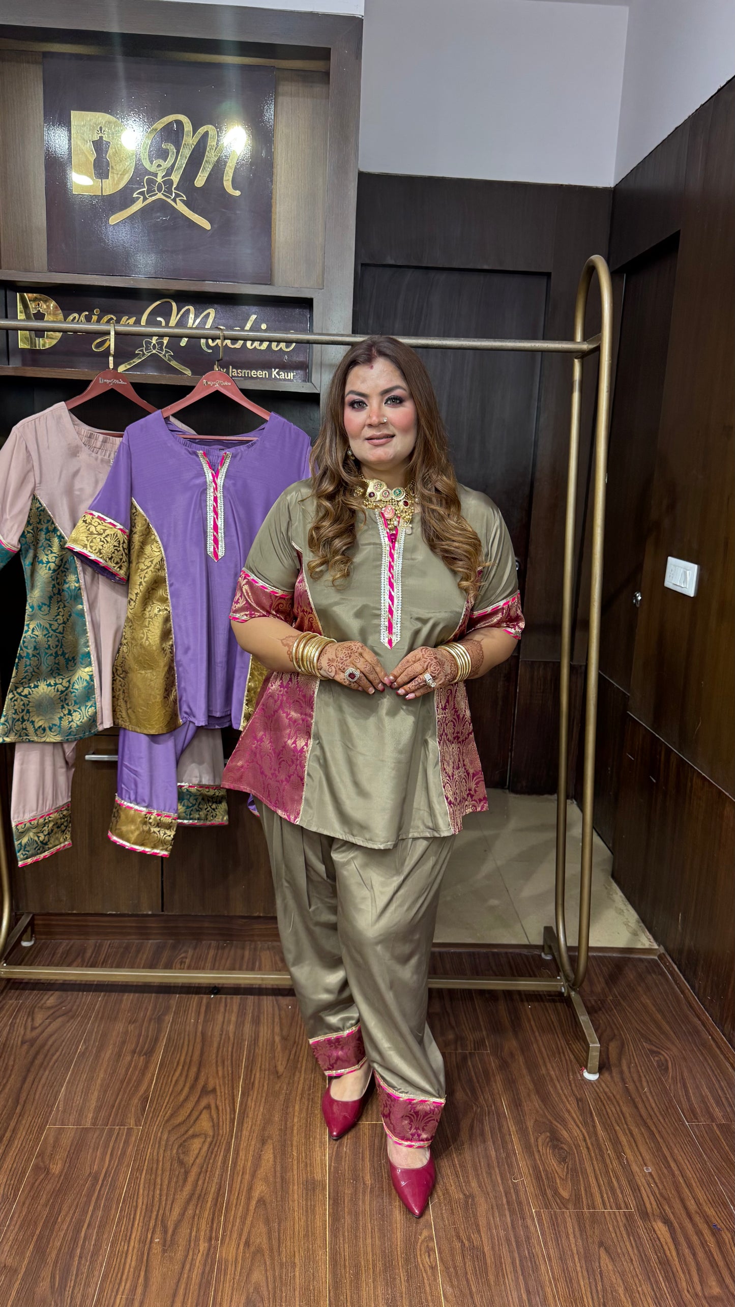 Ashvi (Pure Crepe Cordset)