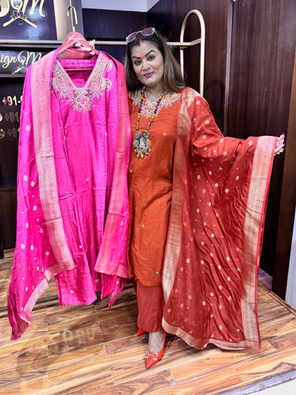 Falak-e-Naz Stitch Suit
