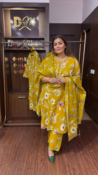 Velina (Cotton Suit)