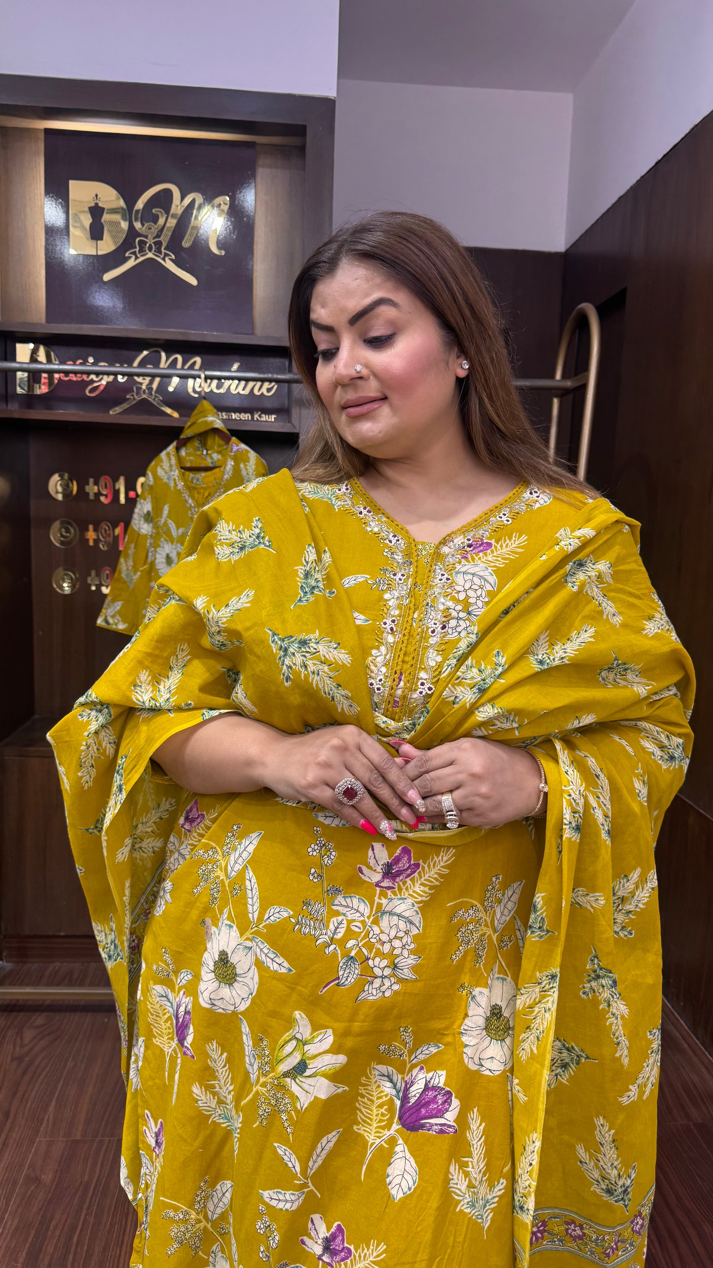 Velina (Cotton Suit)