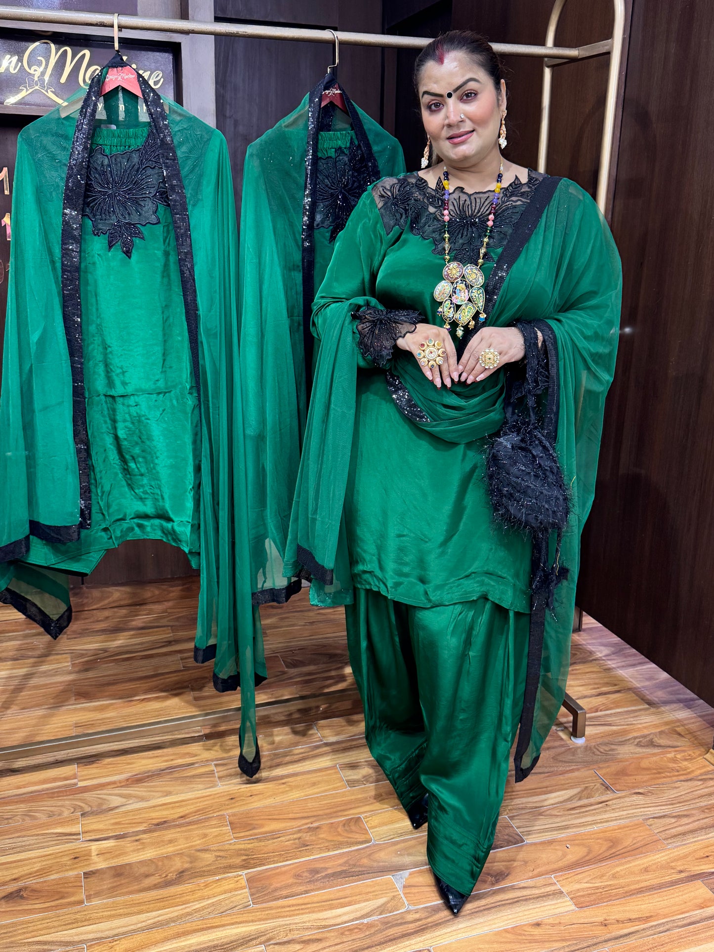 Ruhani Vastra
