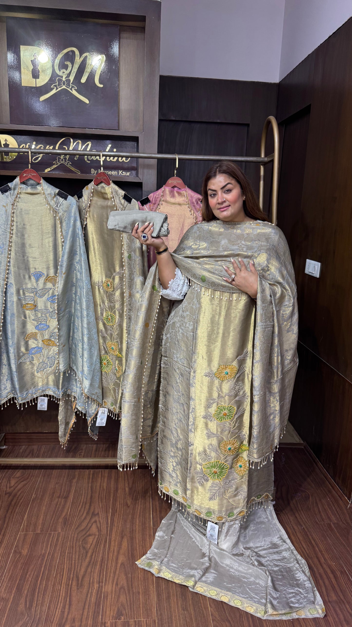 Ayesha (Pure Silk Fabric Unstitch Suit)