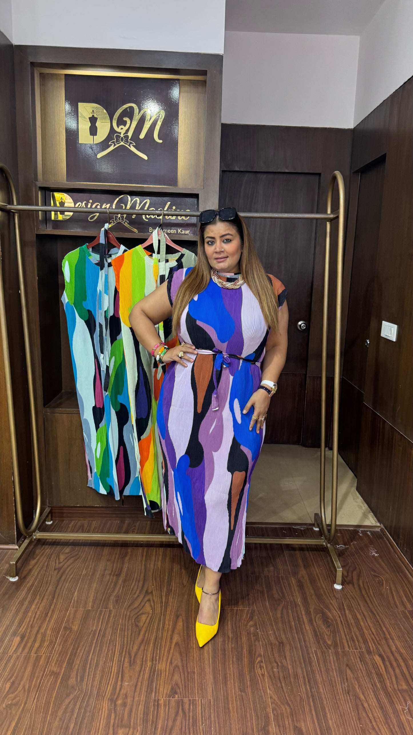 Avenlynn (Magic Dress)