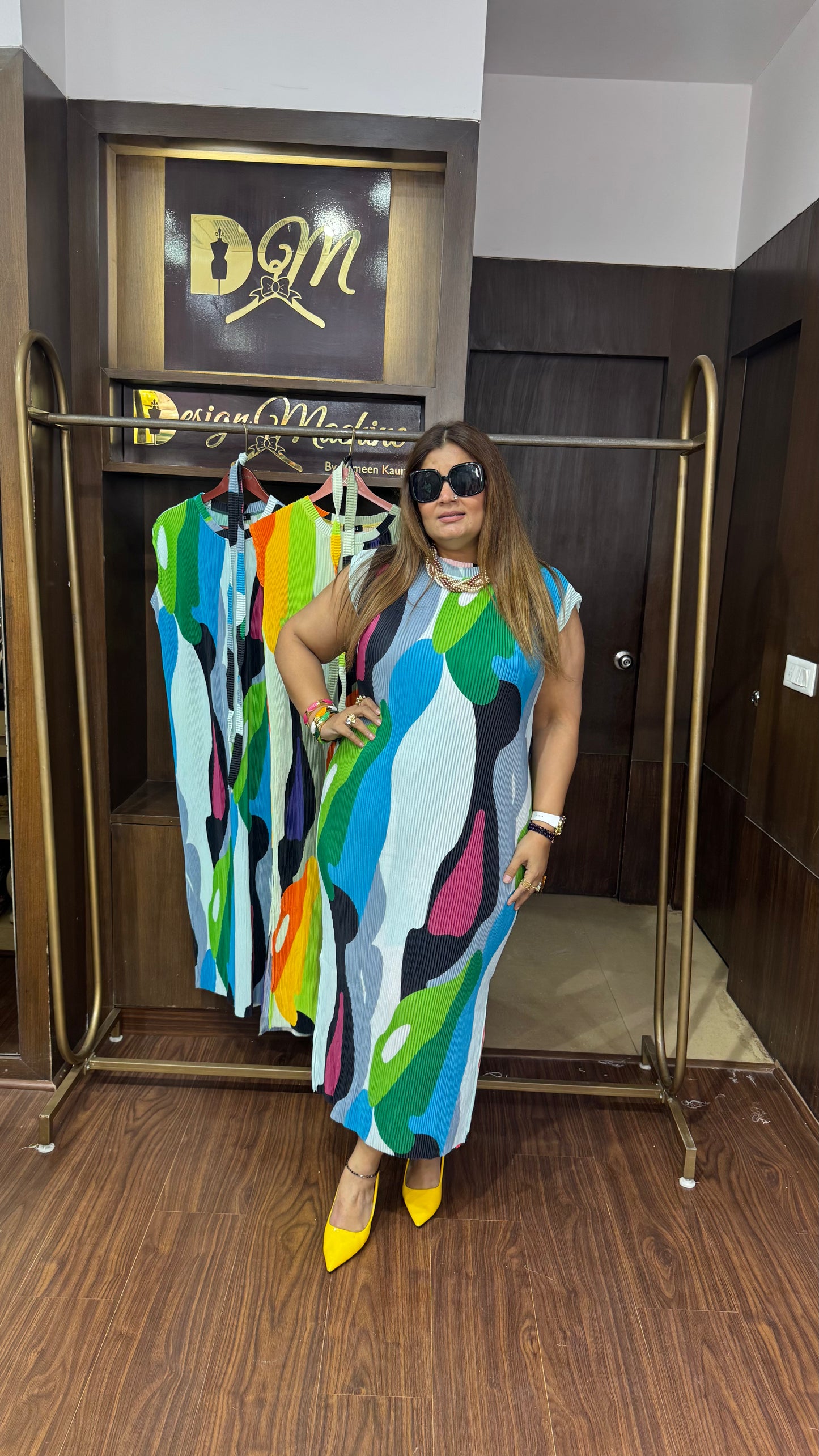 Avenlynn (Magic Dress)