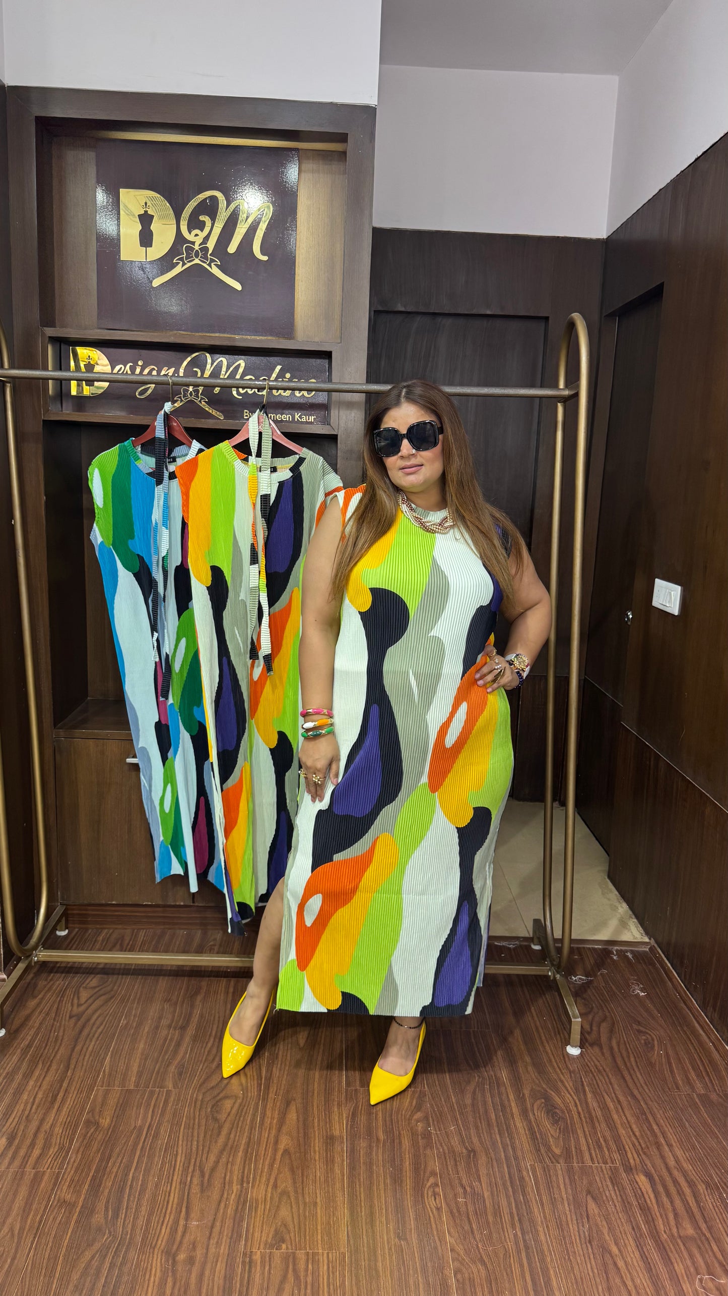 Avenlynn (Magic Dress)