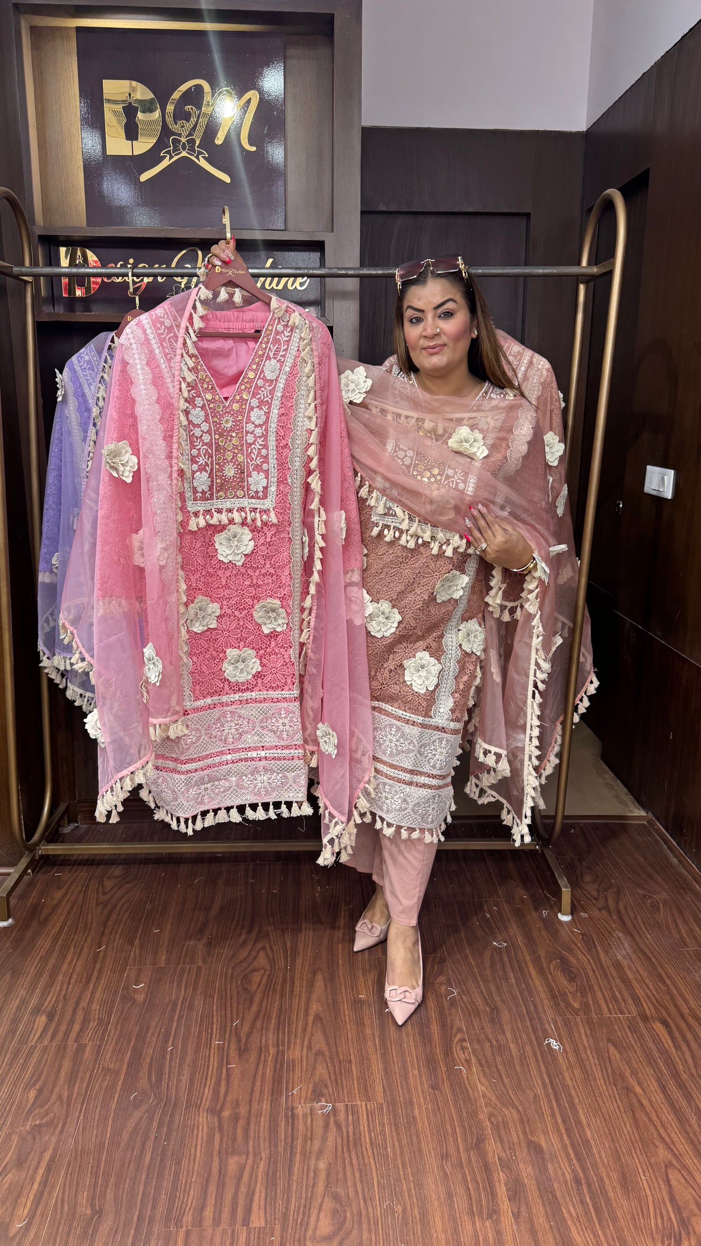 Zavira (Hakoba Chikan Fabric Suit)