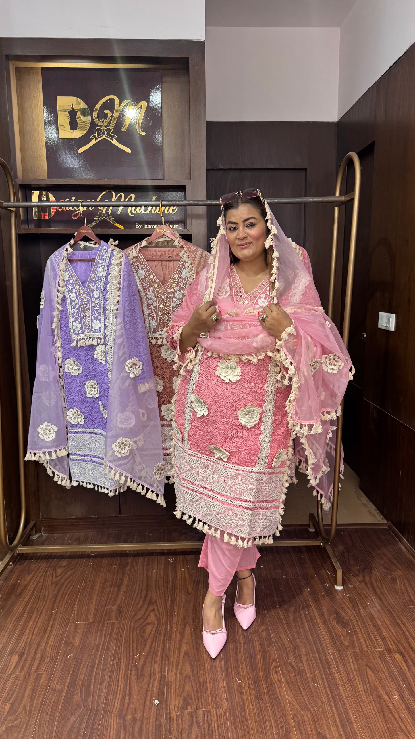 Zavira (Hakoba Chikan Fabric Suit)