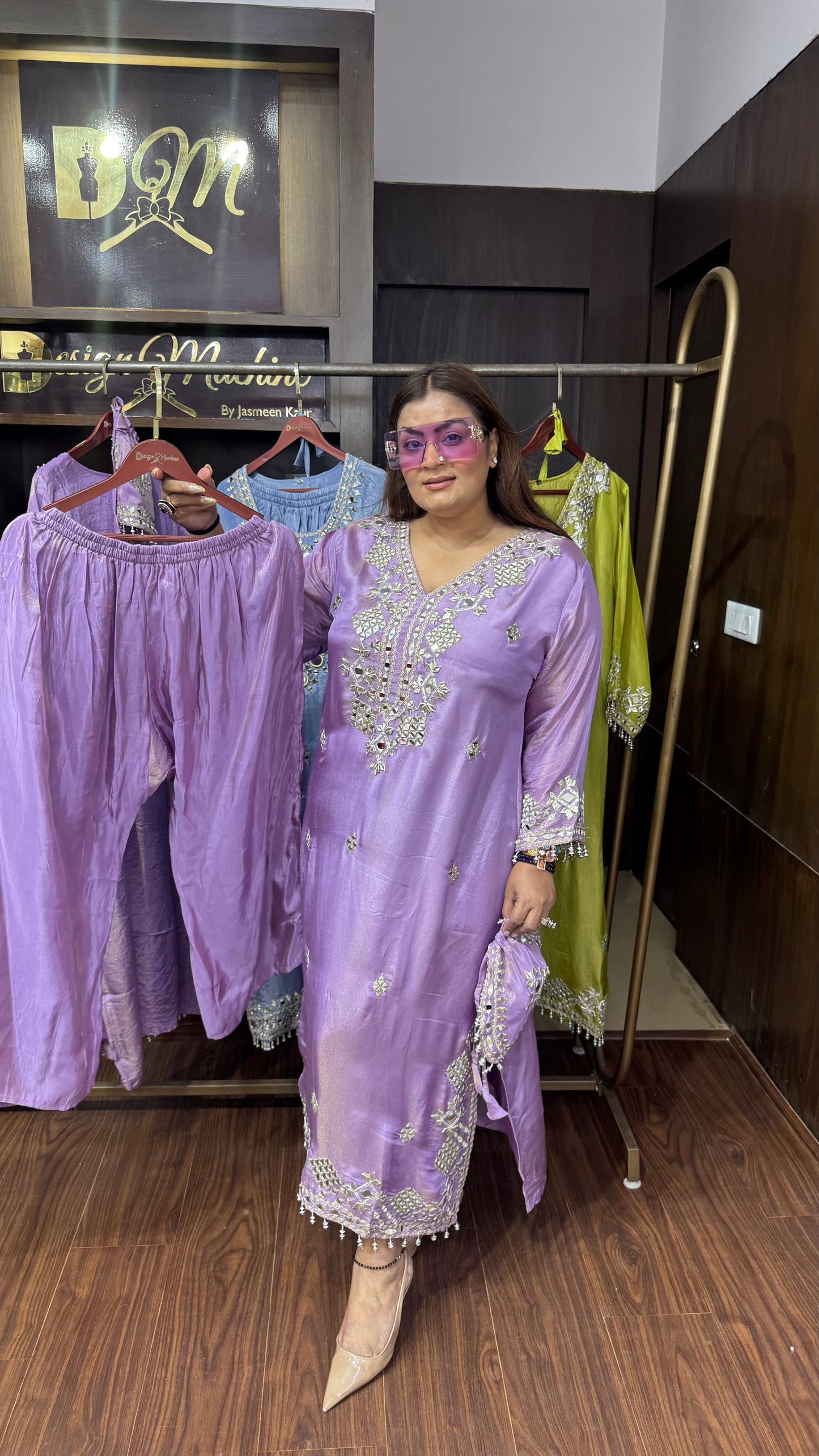 Zehra Glass Tissue Phiran Set