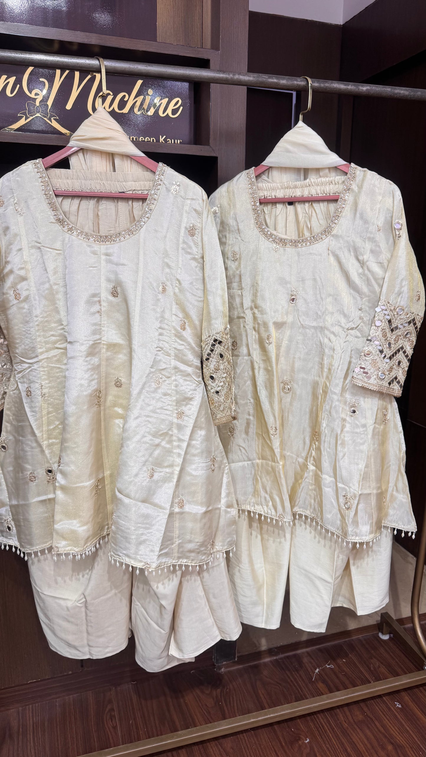 Qamira (Glass Tissue Short Anarkali)