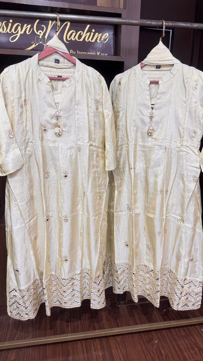 Anvaya (Glass Tissue Anarkali)