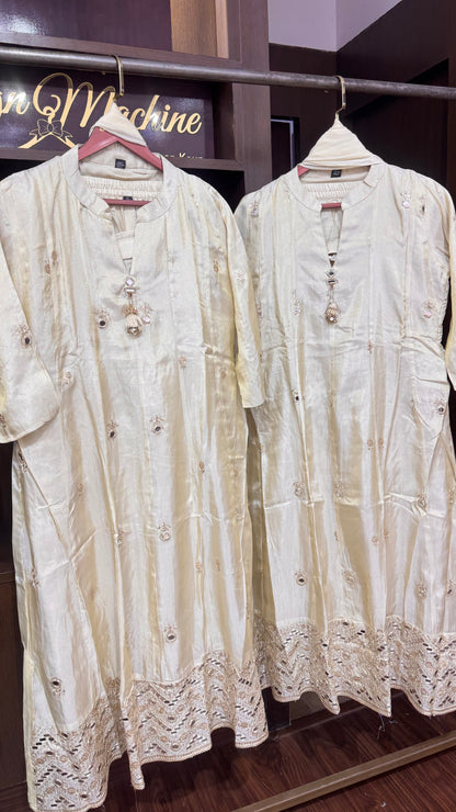 Anvaya (Glass Tissue Anarkali)