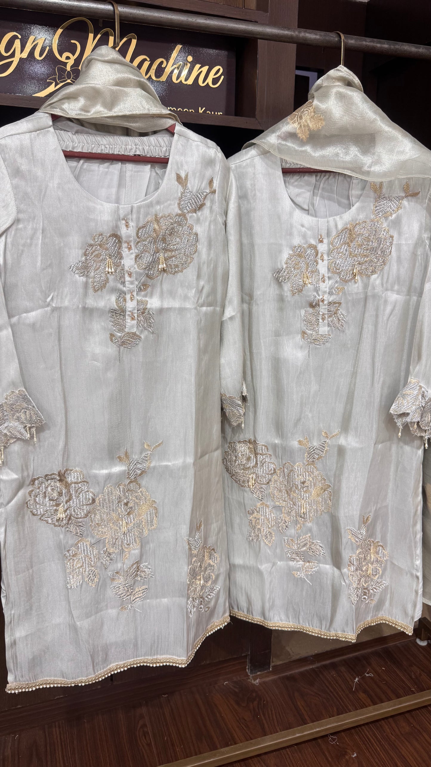 Vireza (Glass Tissue Suit)